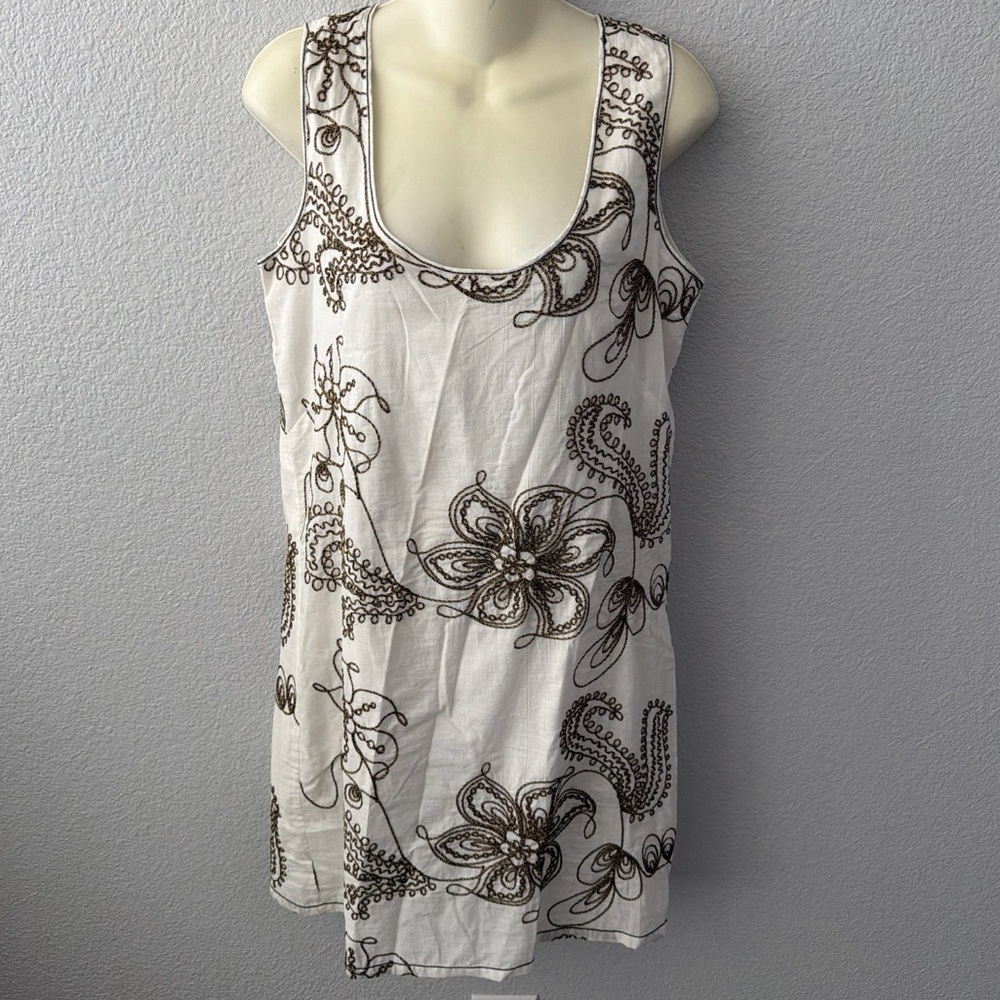 M.S.S.P. Max Studio Specialty Products White 100% Cotton Embroidered Top Size Me